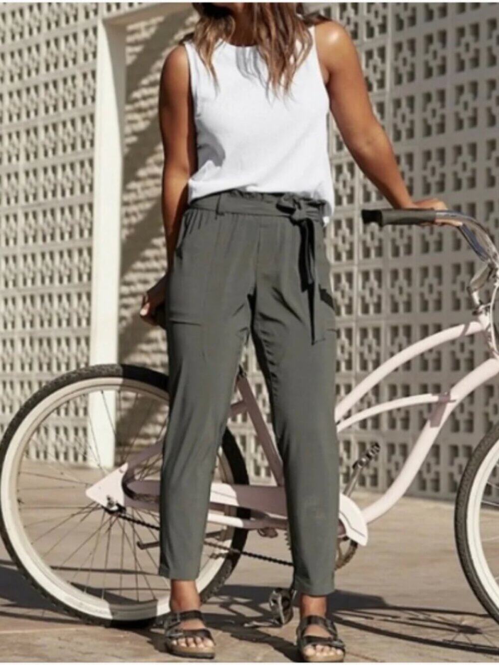 Athleta Skyline Paper Bag Waist High Rise Modern Travel Pants Arbor Olive 2 $89